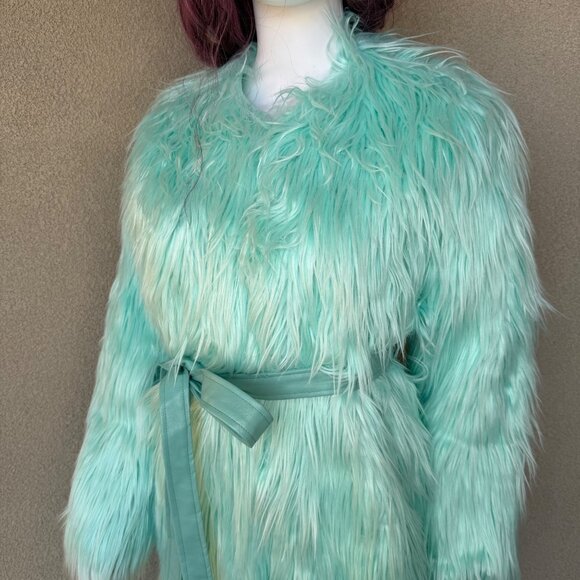 NWT Life of a Showgirl Style Long Faux Fur Jacket - Small - Picture 2 of 6